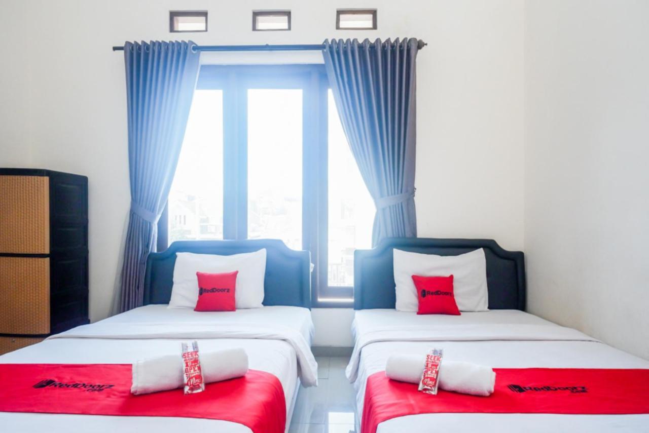 Reddoorz At Mahameru Residence Yogyakarta Kejayan Extérieur photo