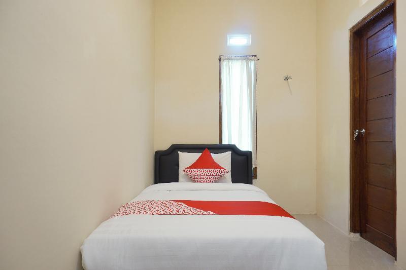 Reddoorz At Mahameru Residence Yogyakarta Kejayan Extérieur photo